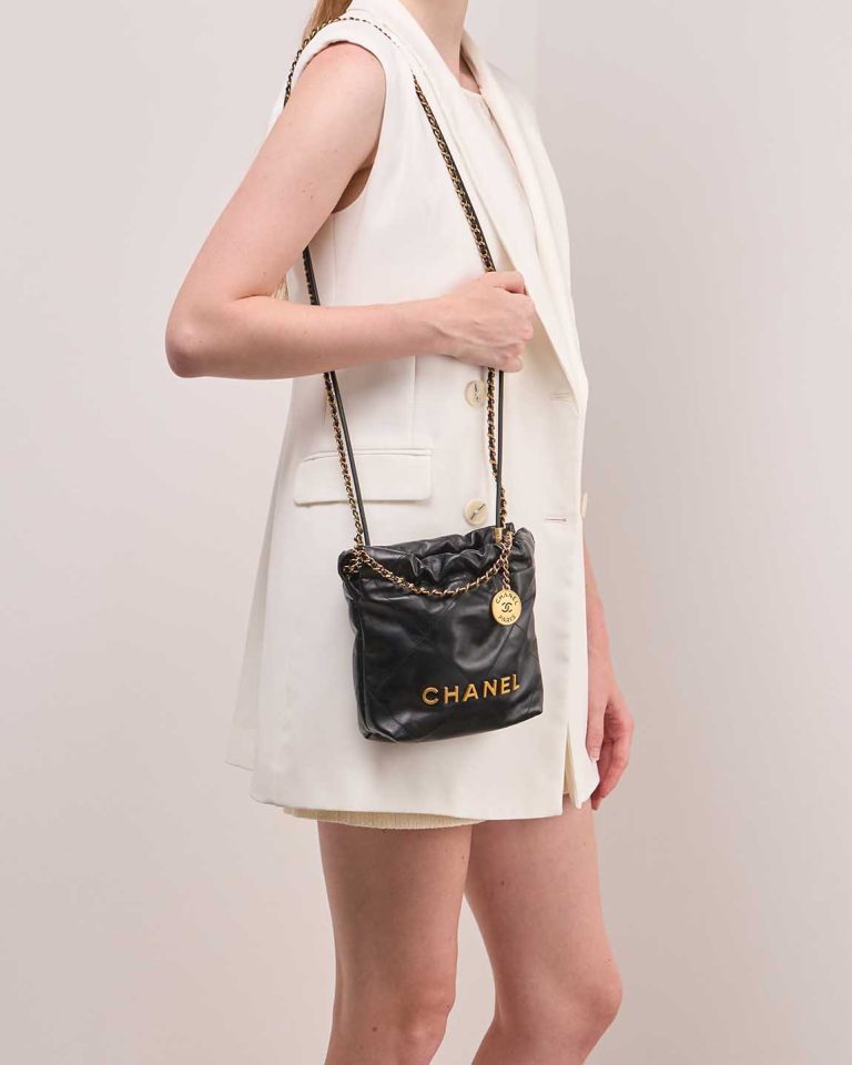 Chanel 22 Mini Lamb Black Front | Sell your designer bag