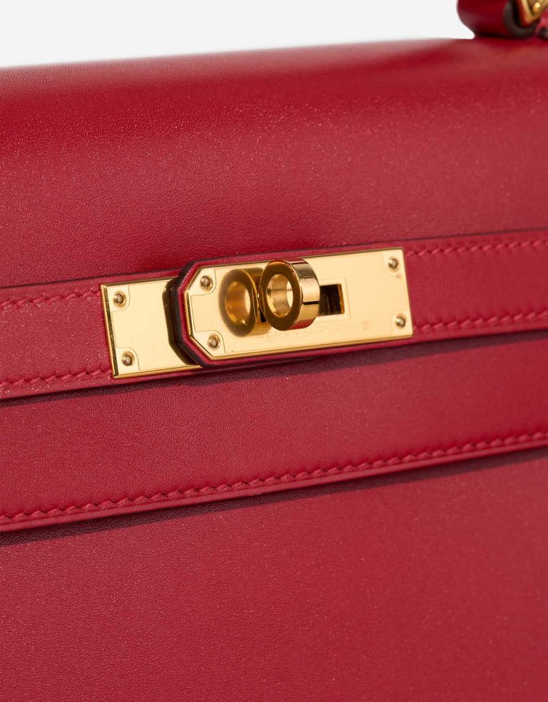 Hermès Kelly 35 Tadelakt Rouge Vif Closing System | Sell your designer bag
