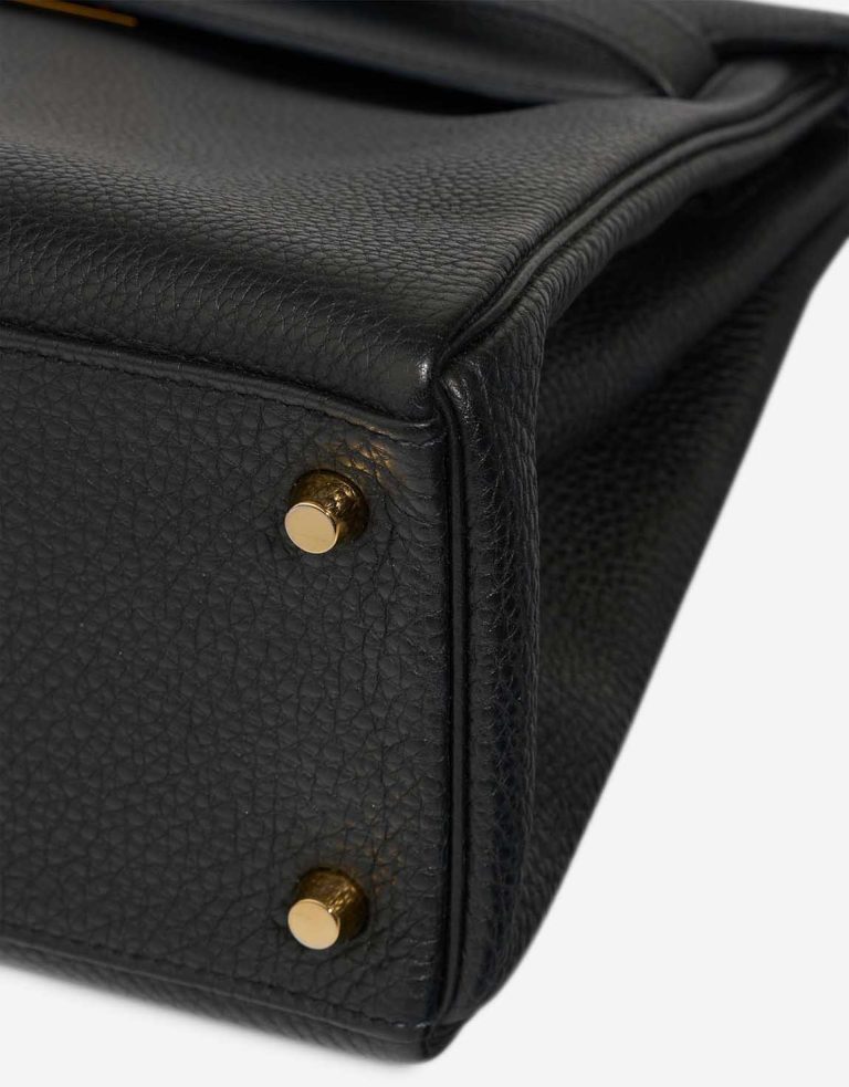Hermès Kelly 28 Togo Black Signs of wear | Sell your designer bag