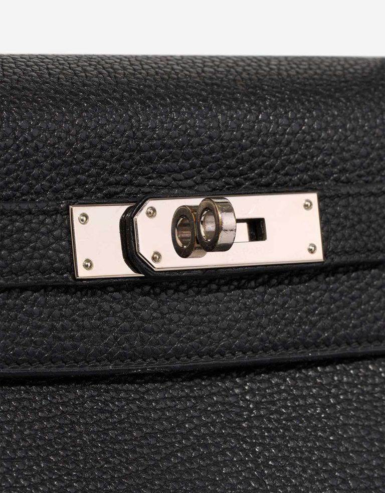 Hermès Kelly 28 Clémence Black Closing System | Sell your designer bag