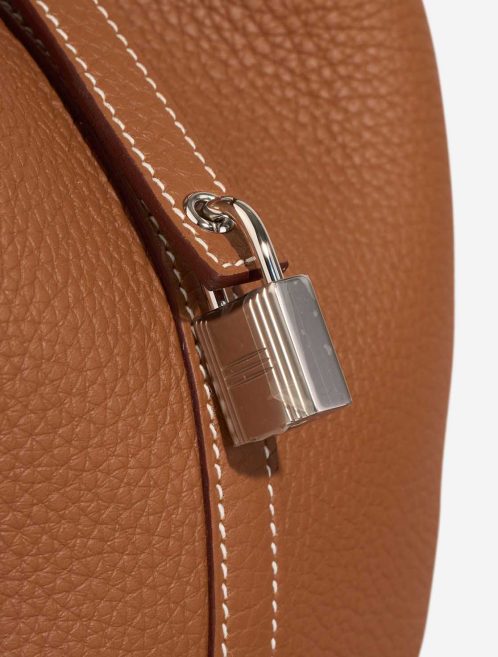 Hermès Picotin 22 Taurillon Clémence Gold Closing System | Sell your designer bag