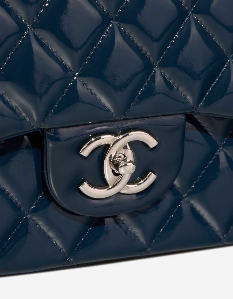 Chanel Timeless Maxi Patent Blue Closing System | Sell your designer bag