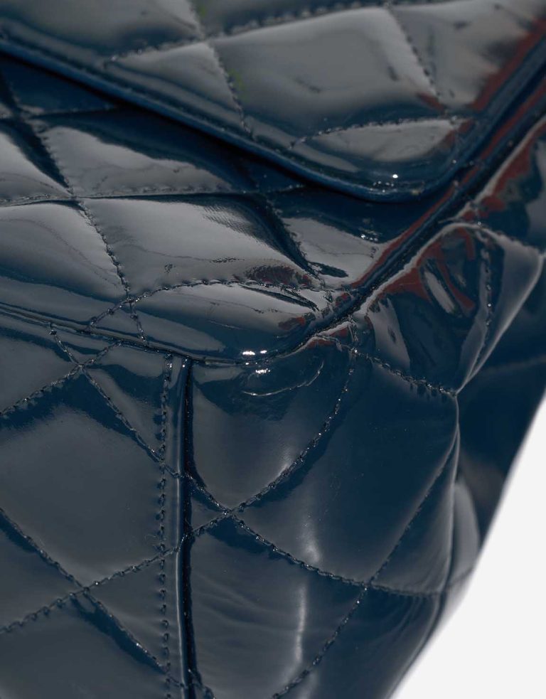 Chanel Timeless Maxi Patent Blue Signs of wear | Sell your designer bag
