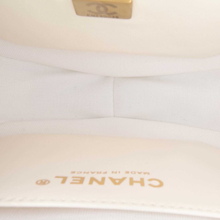 Chanel Timeless Heart Large Lamb White Inside | Sell your designer bag