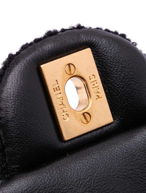 Chanel Timeless Small Tweed Black Closing System | Sell your designer bag