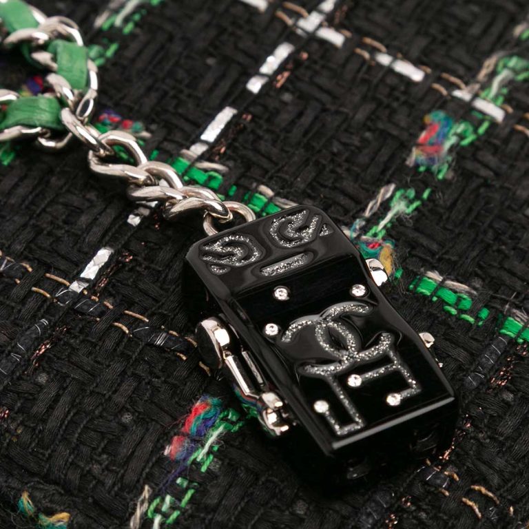 Chanel Wallet On Chain Tweed Black / Green / Multicolour Closing System | Sell your designer bag