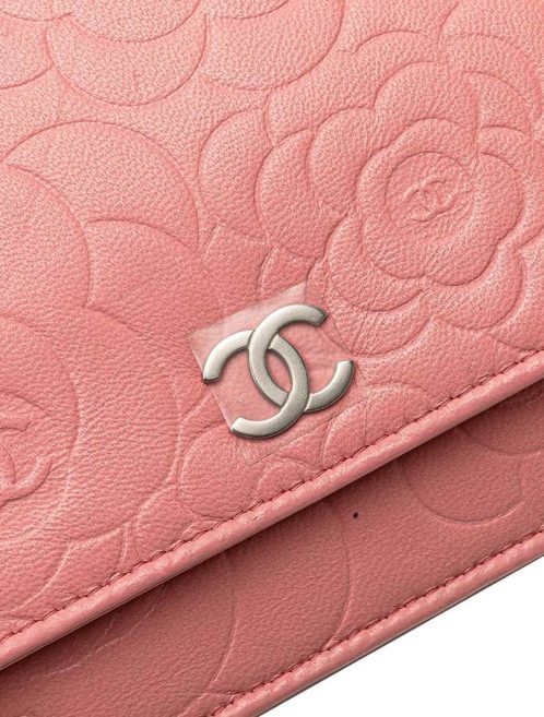 Chanel Timeless Wallet On Chain Lamb Light Pink Closing System | Sell your designer bag