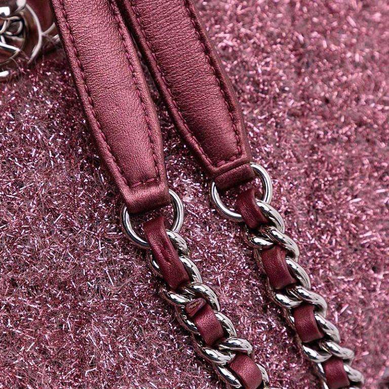 Chanel Timeless Medium Tweed Violet Signs of wear | Sell your designer bag