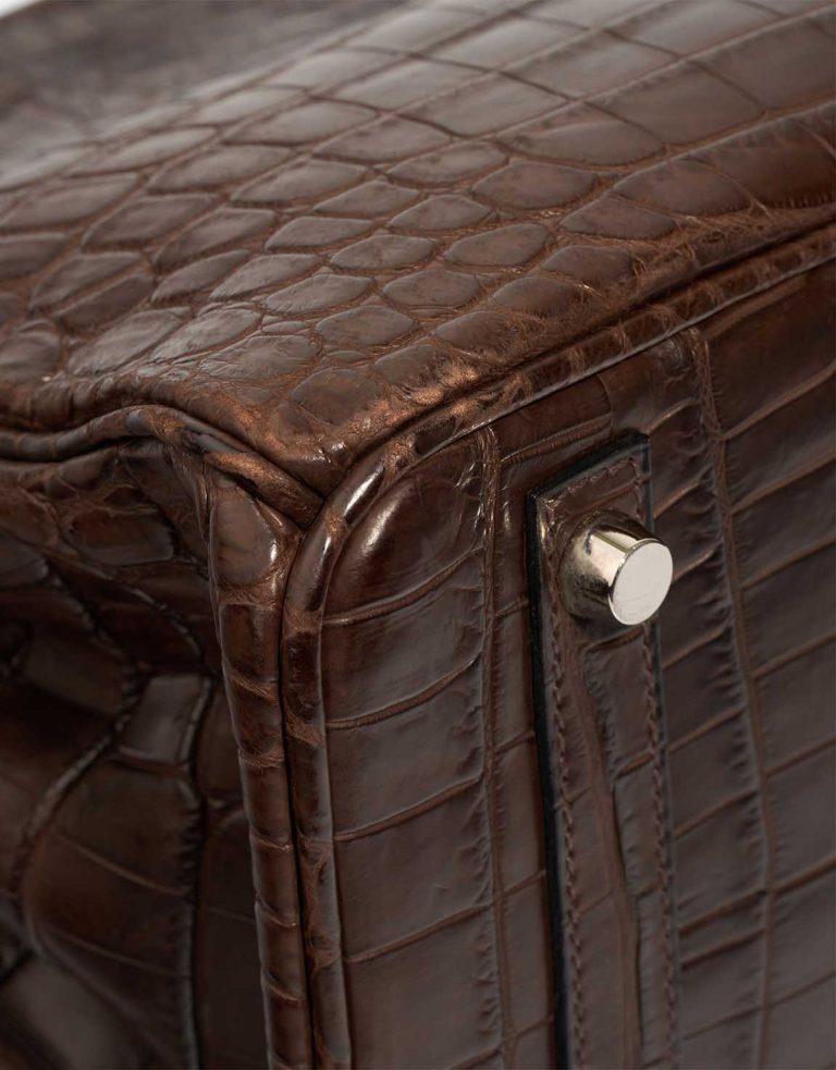 Hermès Birkin 30 Matte Alligator Chocolat Signs of wear | Sell your designer bag