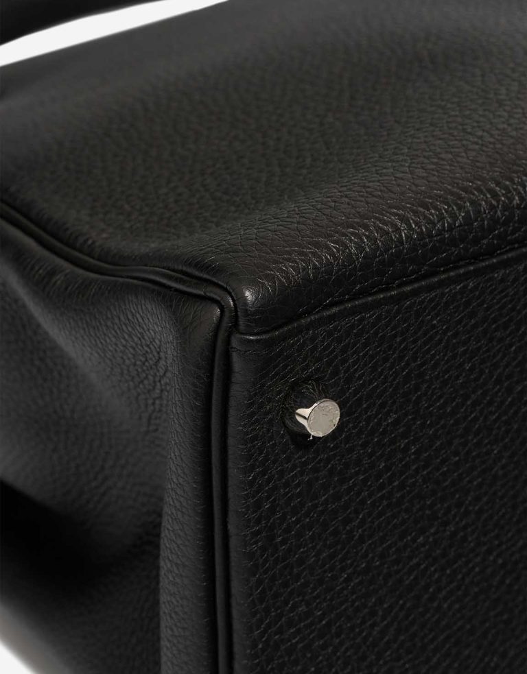 Hermès Kelly 35 Clémence Black Signs of wear | Sell your designer bag