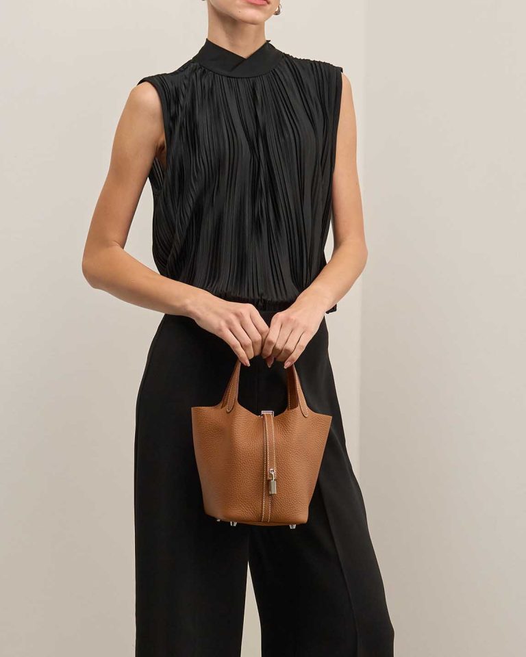 Hermès Picotin 18 Taurillon Clémence Gold Front | Sell your designer bag