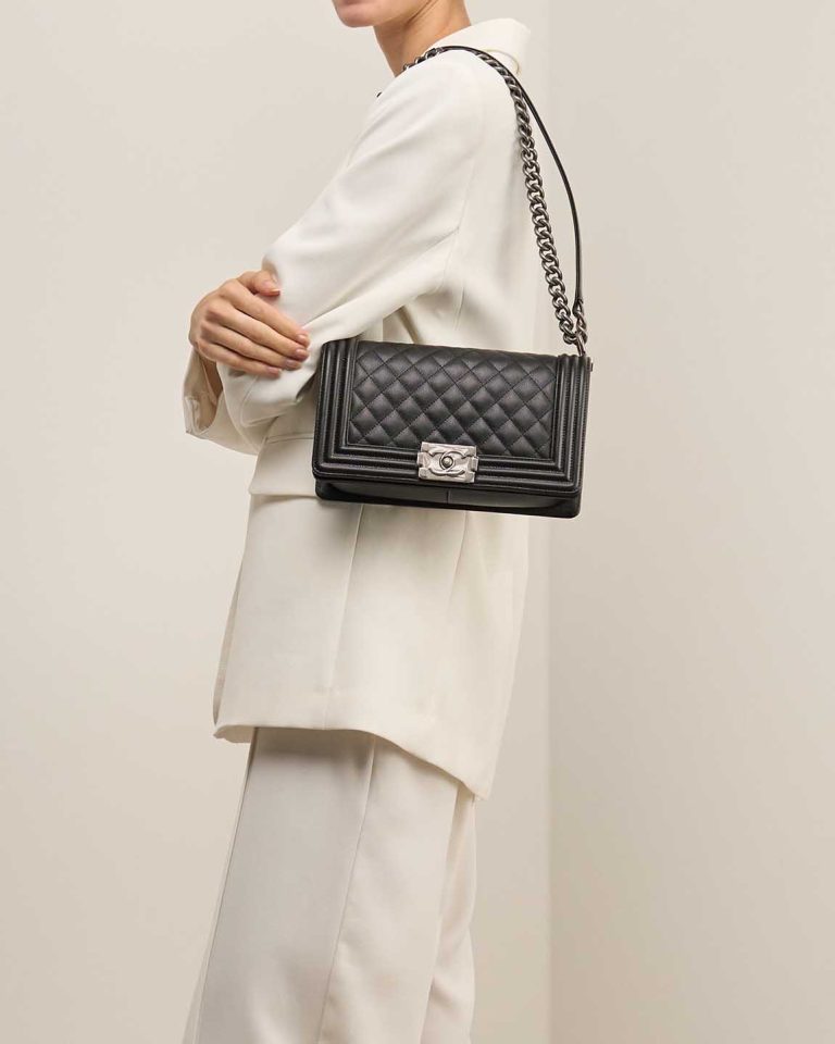 Chanel Boy Old Medium Caviar Black Front | Sell your designer bag