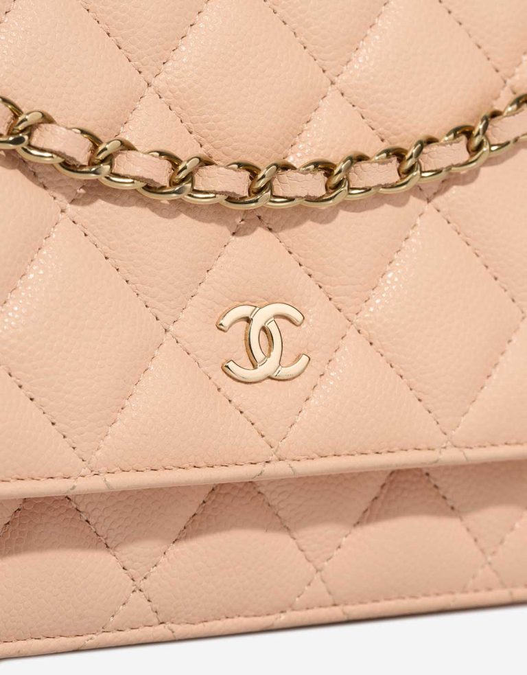 Chanel Timeless Wallet On Chain Caviar Beige Closing System | Sell your designer bag