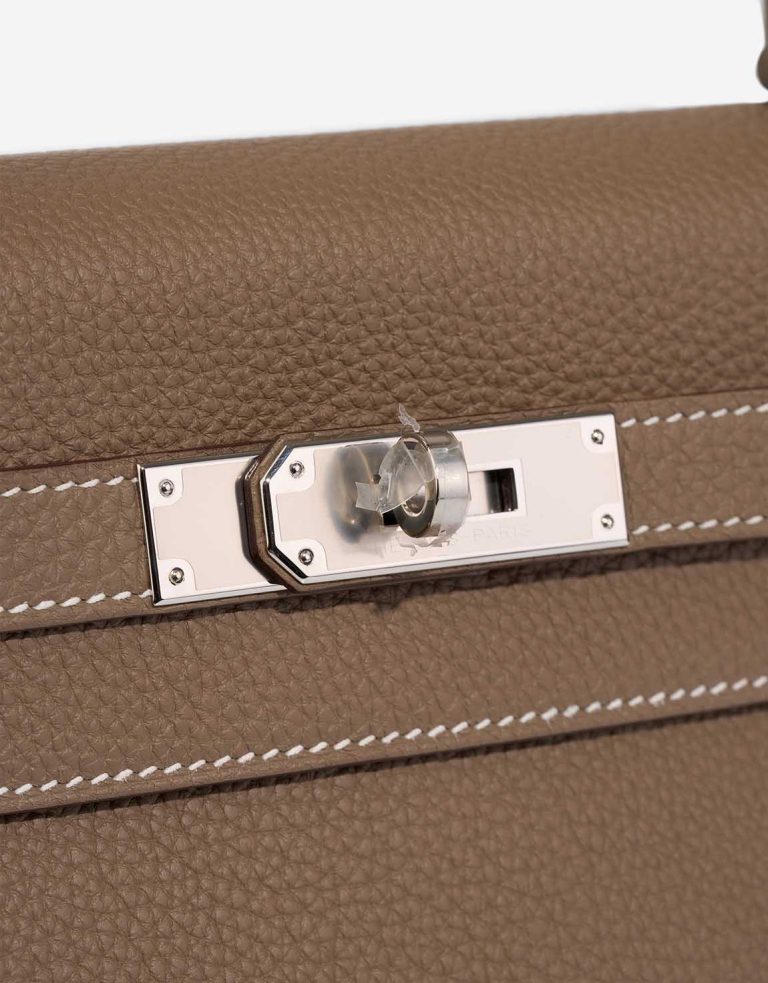 Hermès Kelly 28 Togo Étoupe Closing System | Sell your designer bag
