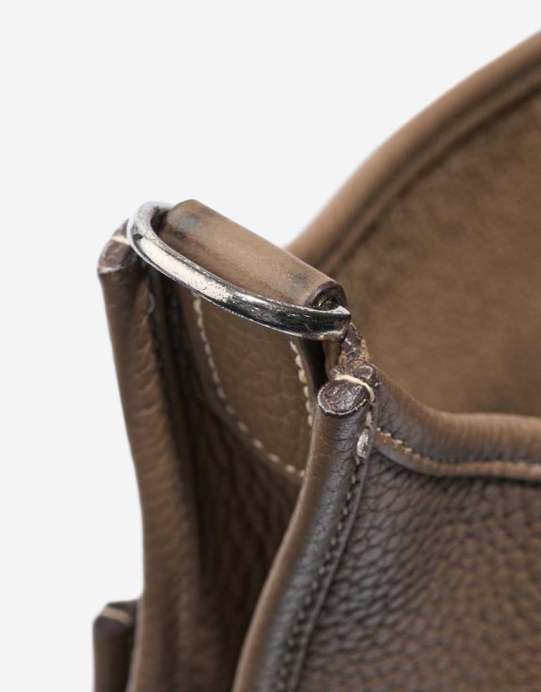 Hermès Evelyne 29 Taurillon Clémence Étoupe Signs of wear | Sell your designer bag