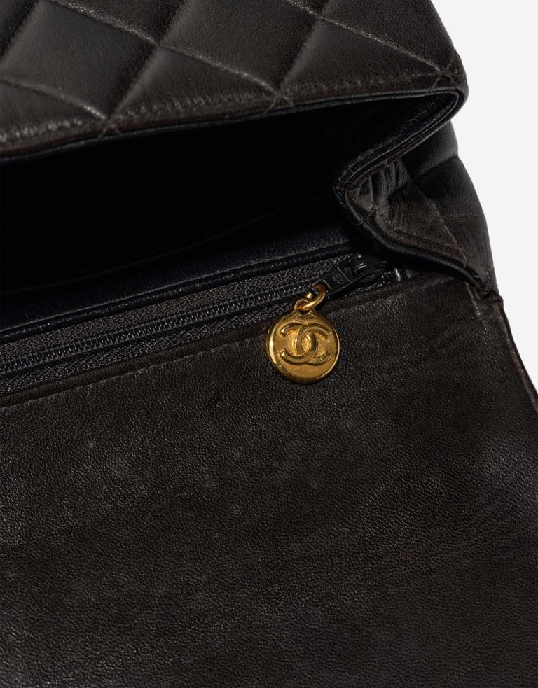 Chanel Timeless Handle Medium Lamb Black Signs of wear | Sell your designer bag