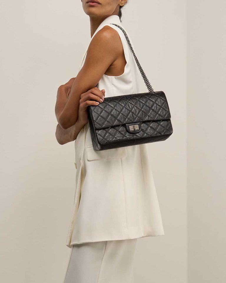 Chanel 2.55 Reissue 226 Aged Calf Black Front | Sell your designer bag