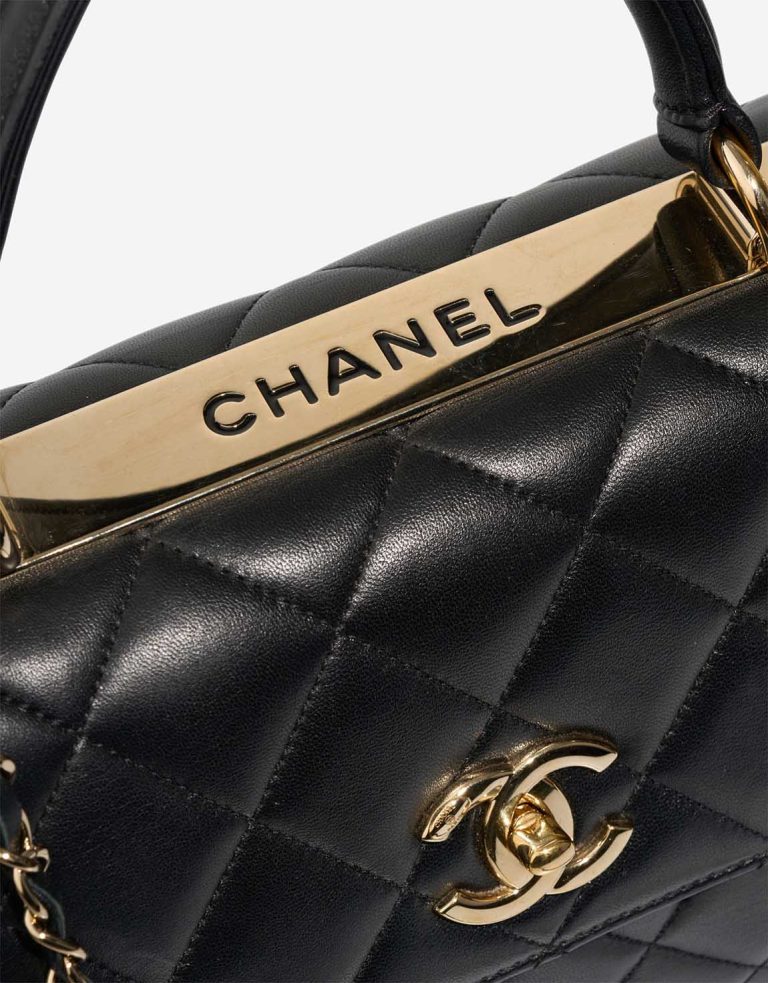 Chanel Trendy CC Medium Lamb Black Signs of wear | Sell your designer bag