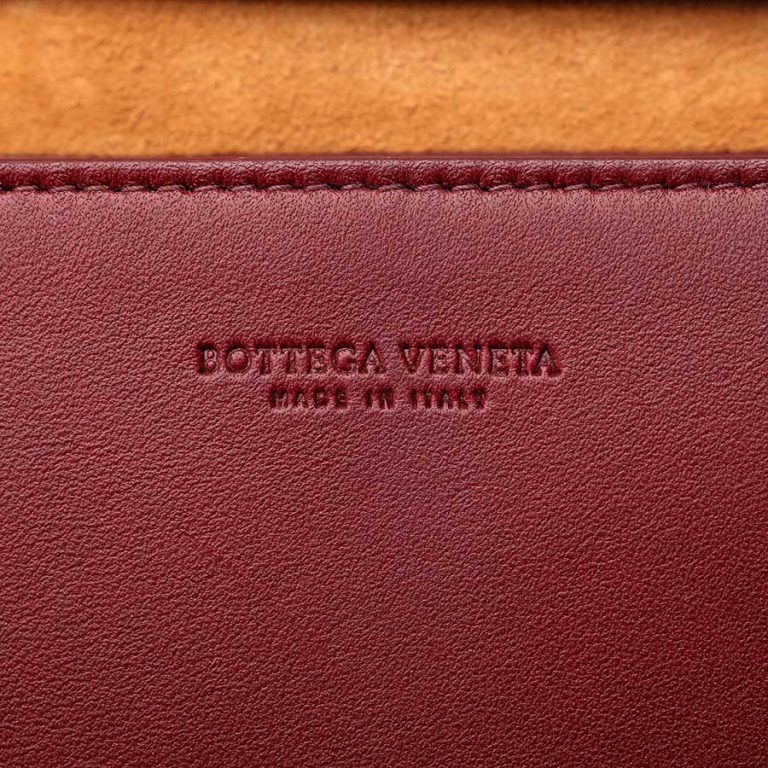 Bottega Veneta Cassette Lamb Bordeaux Logo | Sell your designer bag