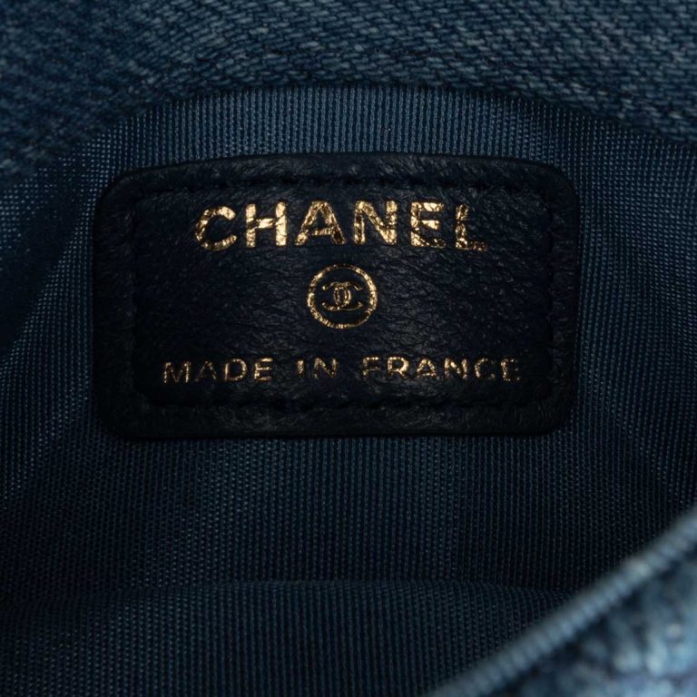 Chanel Clutch with Chain Denim Blue Logo | Sell your designer bag