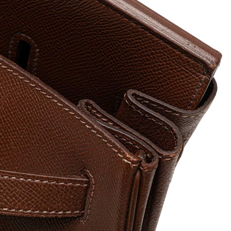 Hermès Birkin 40 Courchevel Marron Signs of wear | Sell your designer bag