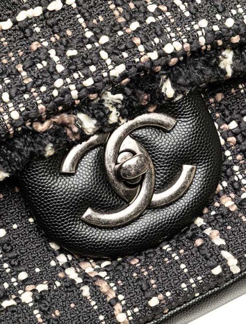 Chanel Timeless XXL Tweed Black / White Closing System | Sell your designer bag