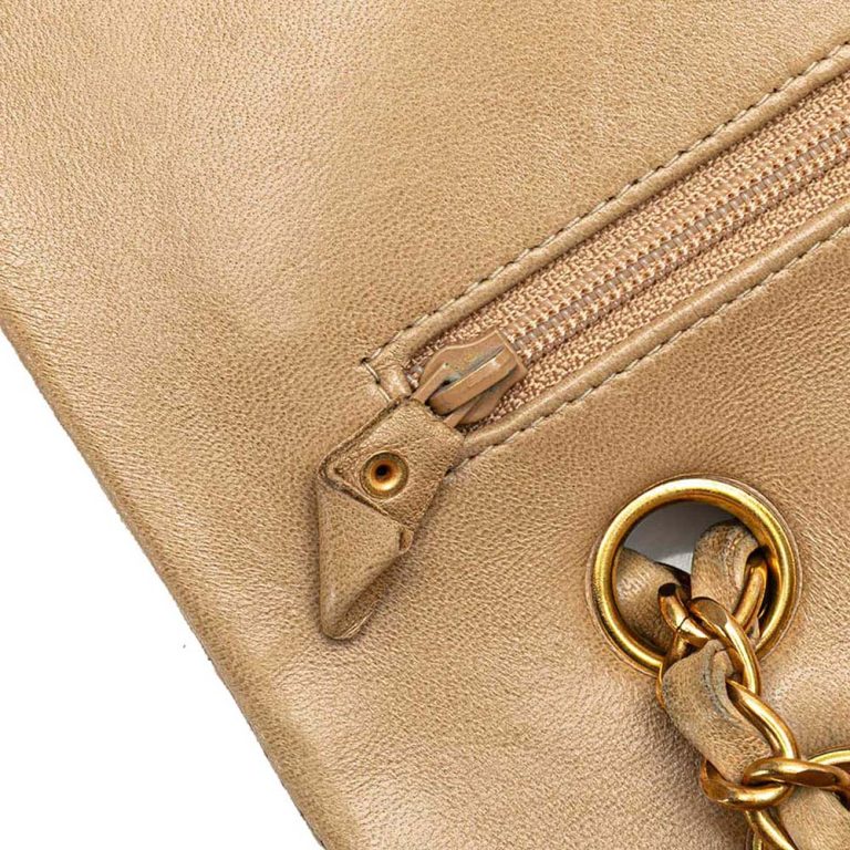 Chanel Timeless Medium Lamb Beige Signs of wear | Sell your designer bag