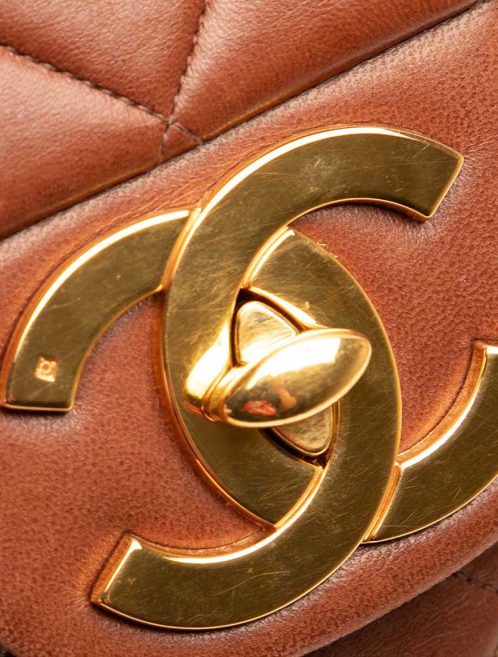 Chanel Timeless Jumbo Lamb Brown Closing System | Sell your designer bag