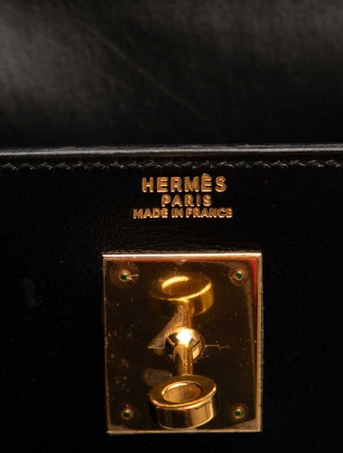 Hermès Kelly 32 Box Black Logo | Sell your designer bag