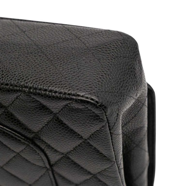 Chanel Timeless Medium Caviar Black Signs of wear | Sell your designer bag