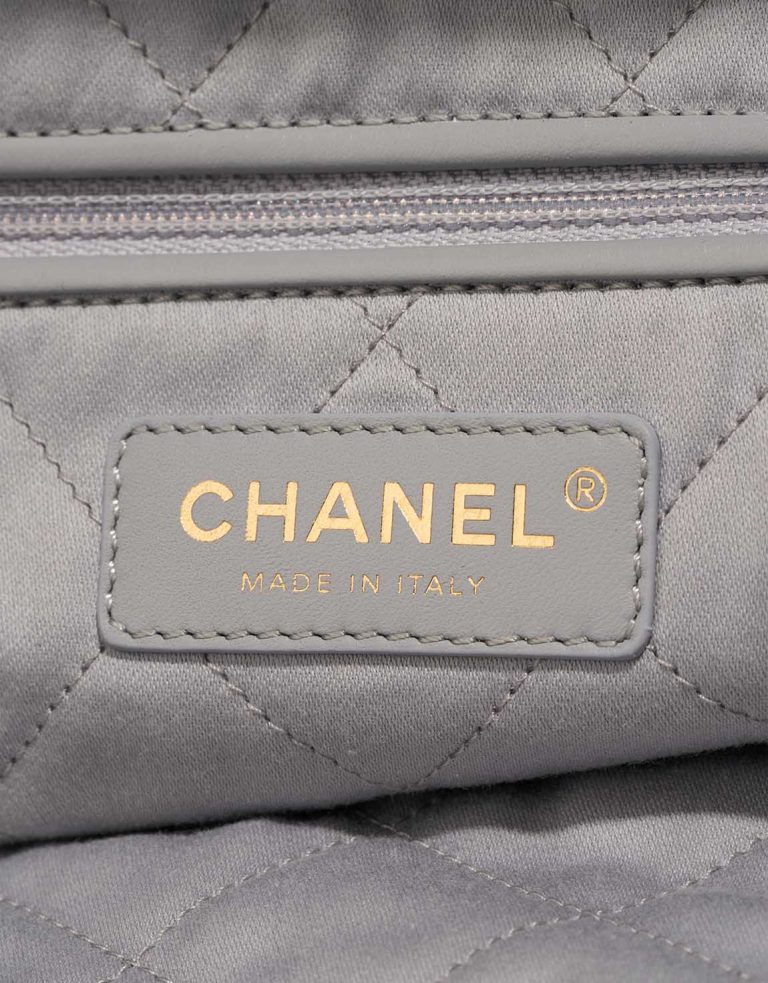 Chanel 22 Large Calf Grey Logo | Sell your designer bag