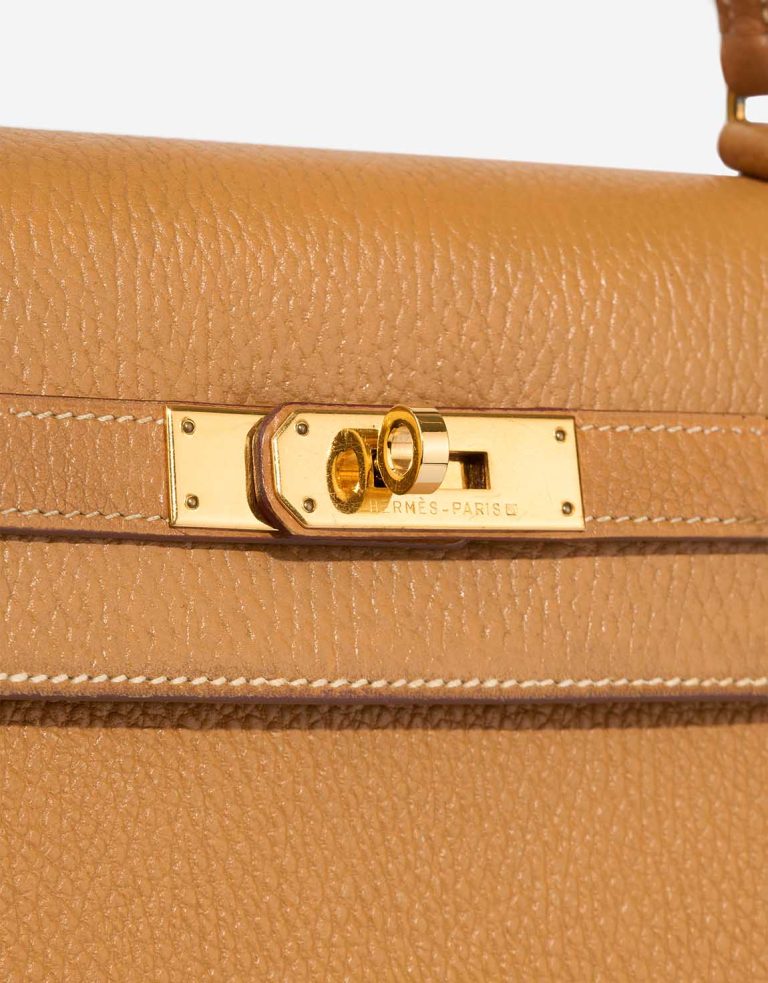 Hermès Kelly 35 Vache Naturel Naturel Closing System | Sell your designer bag