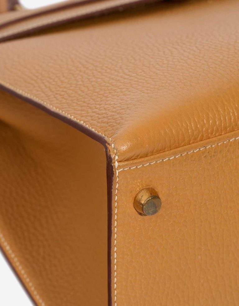 Hermès Kelly 35 Vache Naturel Naturel Signs of wear | Sell your designer bag