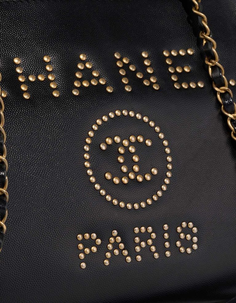 Pre-owned Chanel bag Deauville Small Caviar Black Black | Sell your designer bag on Saclab.com