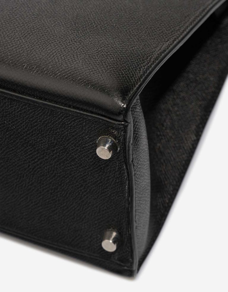 Hermès Kelly 32 Epsom Black Signs of wear | Sell your designer bag