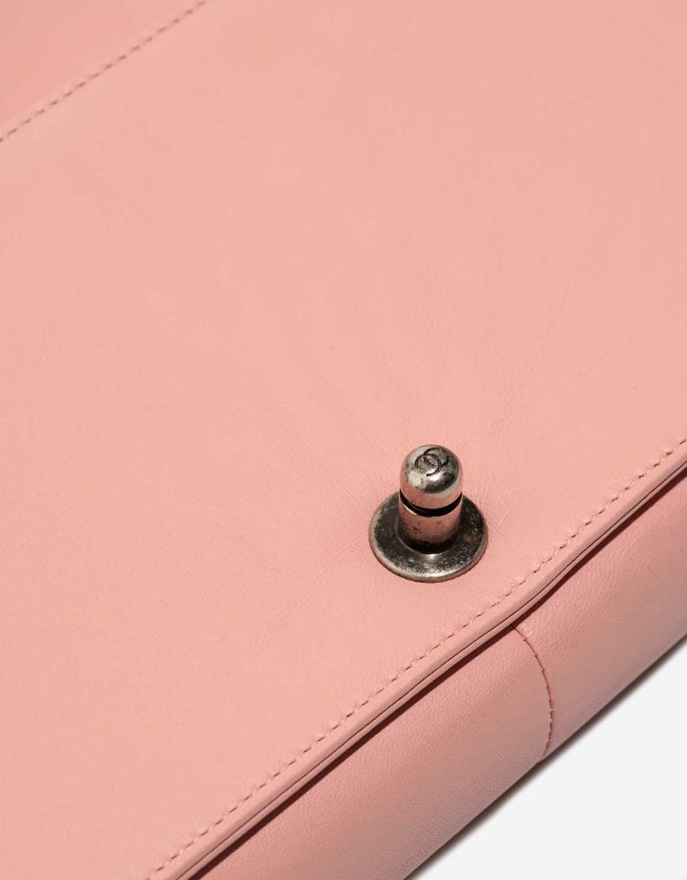 Chanel Boy Old Medium Lamb Rose Signs of wear | Sell your designer bag