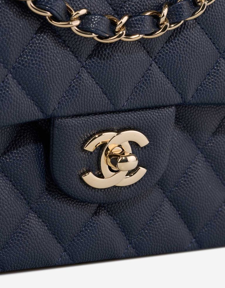 Chanel Timeless Medium Caviar Blue Closing System | Sell your designer bag