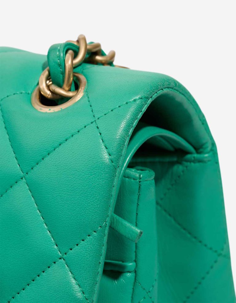 Chanel Timeless Jumbo Lamb Mint Signs of wear | Sell your designer bag