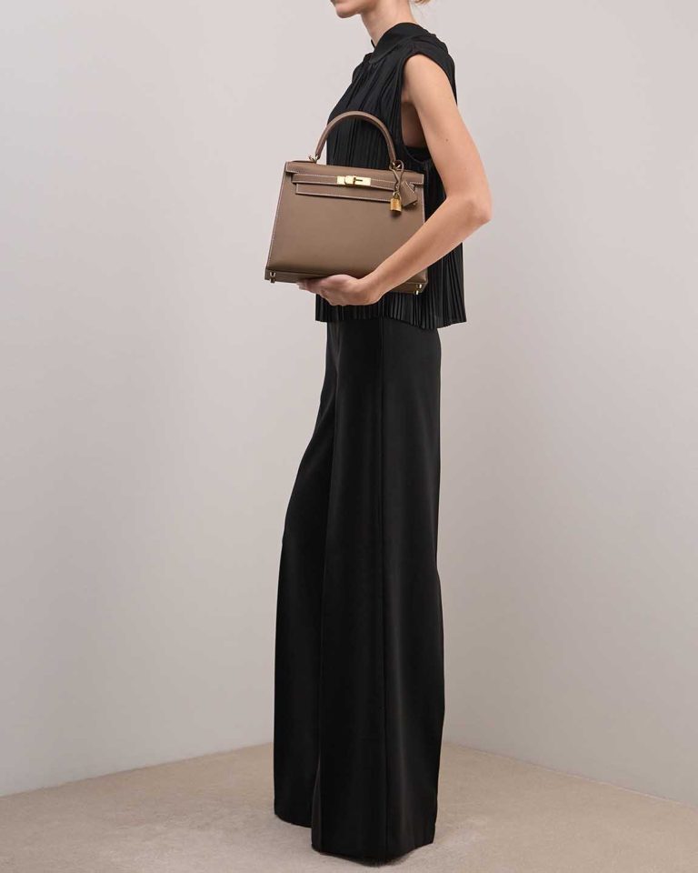 Hermès Kelly 28 Epsom Étoupe Front | Sell your designer bag