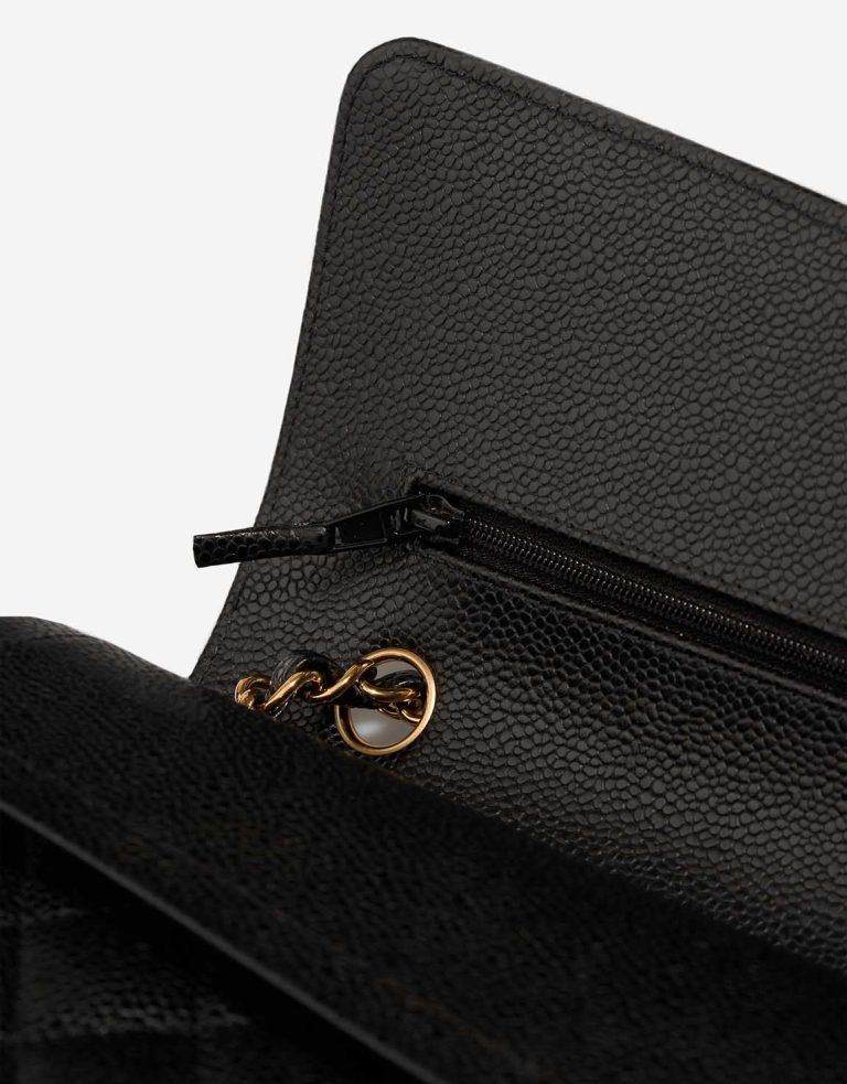 Chanel Timeless Medium Caviar Black Signs of wear | Sell your designer bag