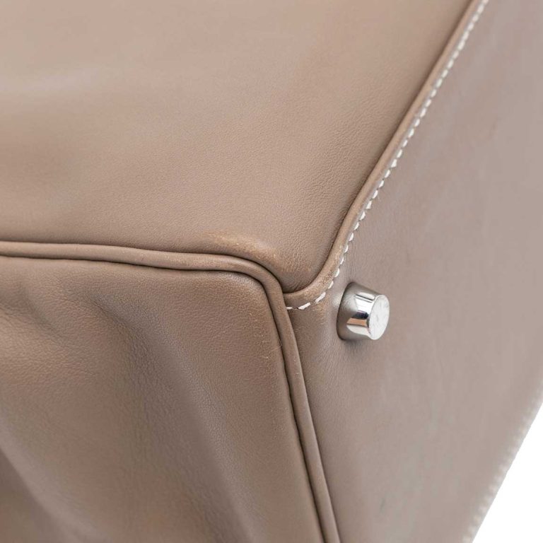 Hermès Kelly 35 Swift Étoupe Signs of wear | Sell your designer bag