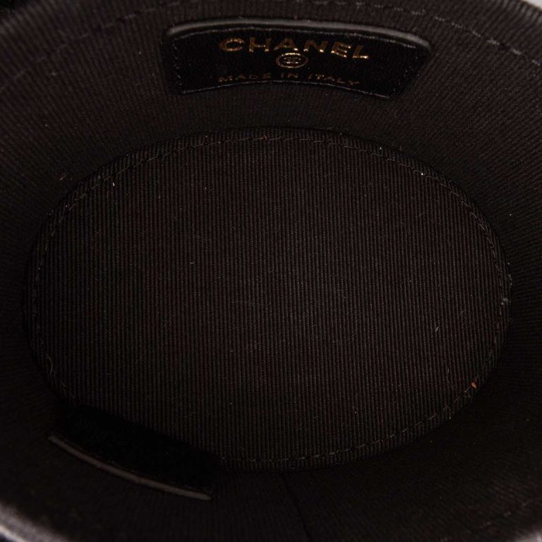 Chanel Vanity Mini Lamb Black Inside | Sell your designer bag