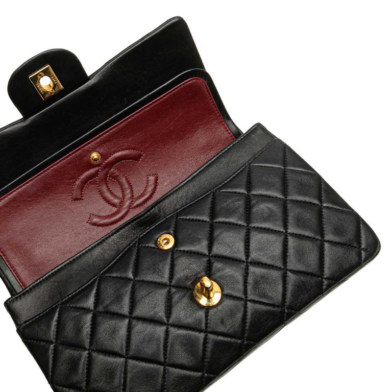 Chanel Timeless Small Lamb Black Signs of wear | Sell your designer bag