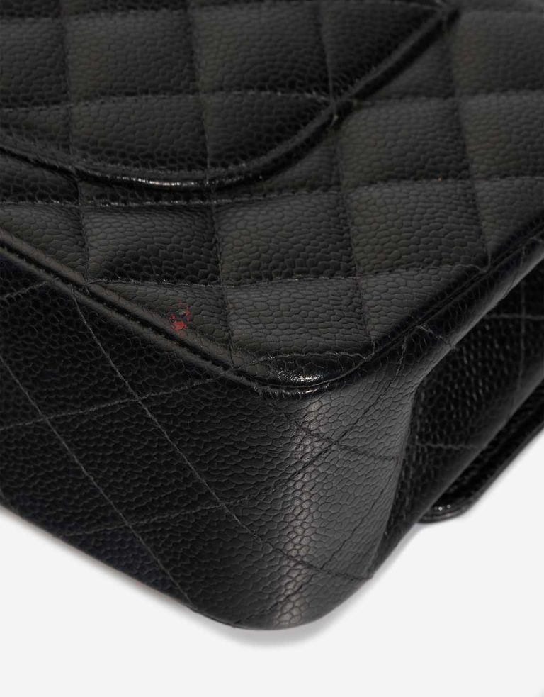 Chanel Timeless Medium Caviar Black Signs of wear | Sell your designer bag