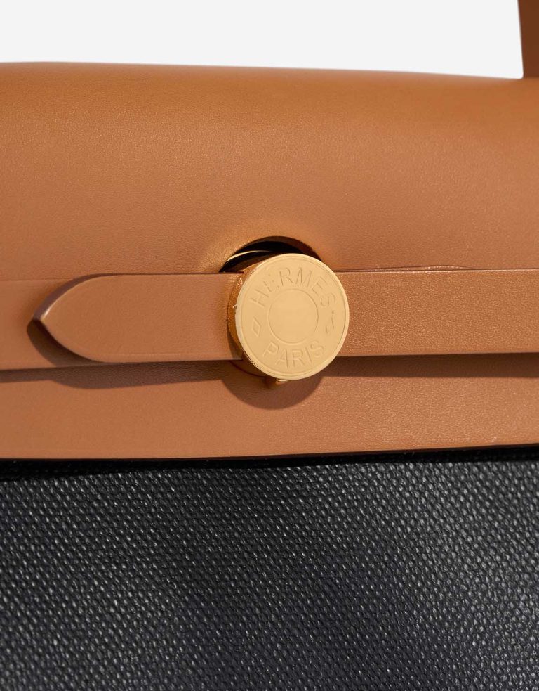 Hermès Herbag 31 Toile / Vache Hunter Black / Naturel Closing System | Sell your designer bag
