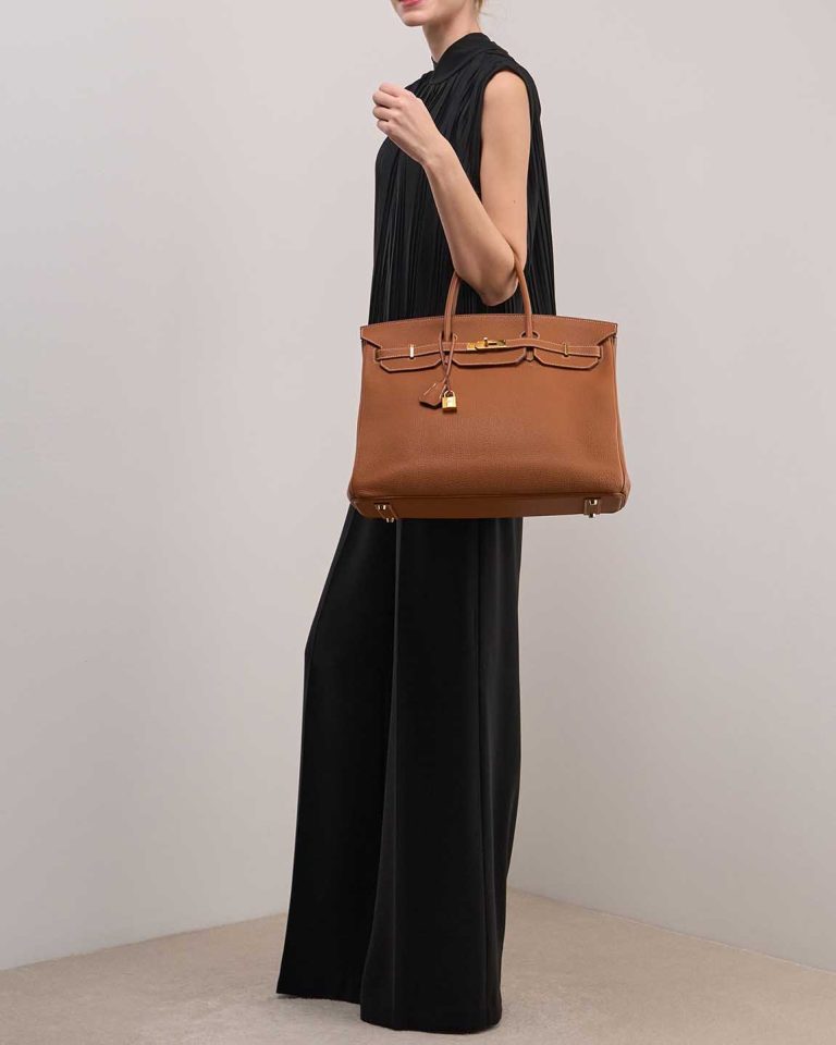 Hermès Birkin 40 Togo Gold Front | Sell your designer bag