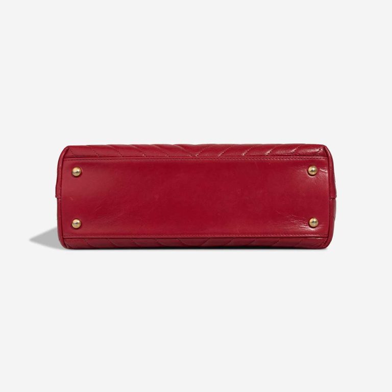 Chanel Timeless Handle Medium Crinkled Calf Red | Sell your designer bag