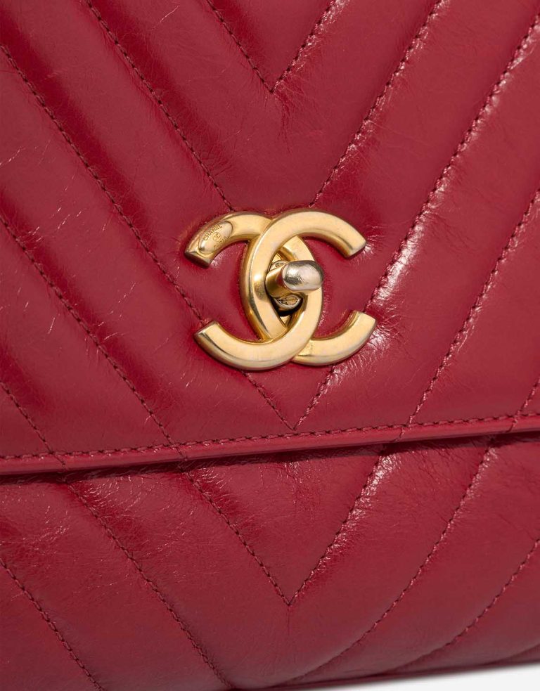 Chanel Timeless Handle Medium Crinkled Calf Red Closing System | Sell your designer bag