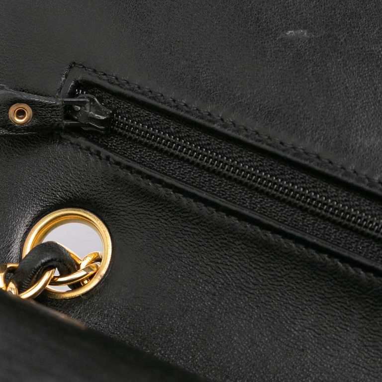 Chanel Timeless Medium Lamb Black Signs of wear | Sell your designer bag