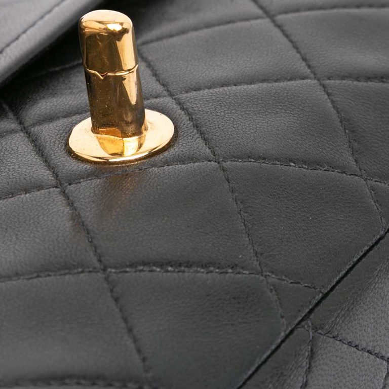 Chanel Timeless Medium Lamb Black Signs of wear | Sell your designer bag